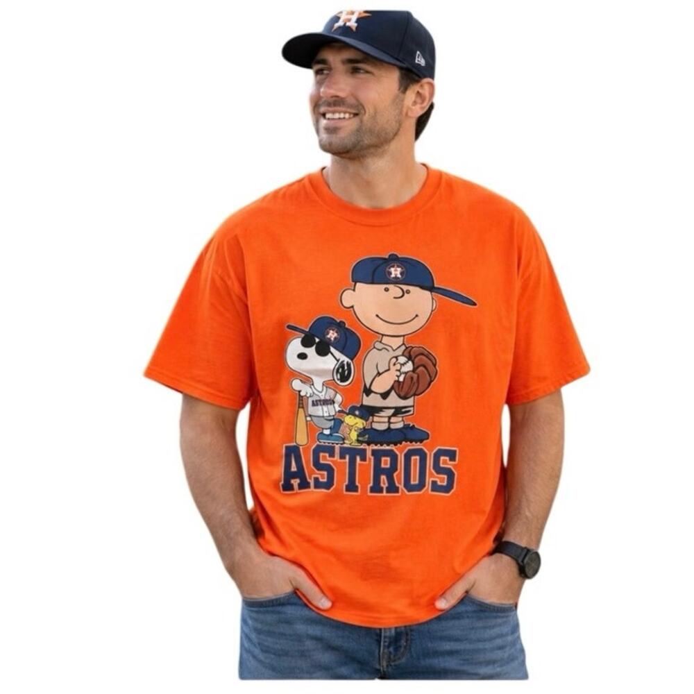 Houston Astros Peanuts Snoopy Charlie Brown Orange Graphic T-Shirt Tee XL